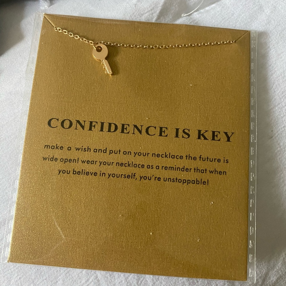 Confidence is key necklace